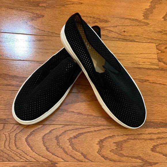 ANNA Size 10 black slip on loafer/sneaker NEW in box - Picture 1 of 8